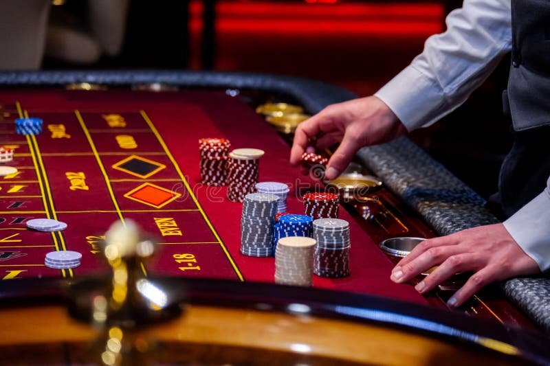 hi98 APP ဒေါင်းလုဒ်ဆွဲပြီး Sportsbook Slots Esports ဂိမ်းများ ကစားနေမှု
